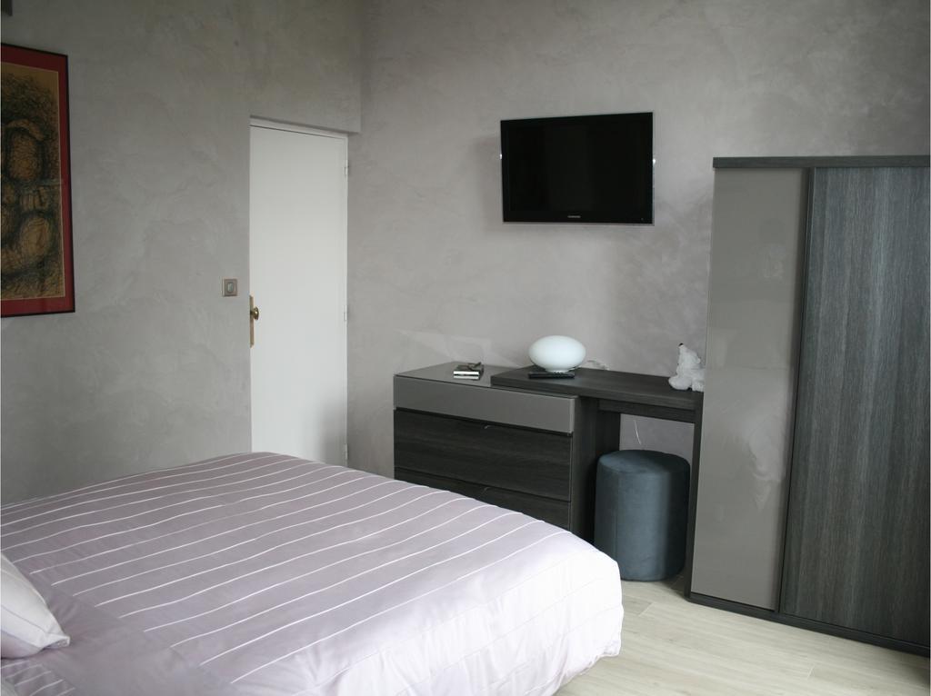 Chateau Du Clos Mortier Saint-Dizier Room photo